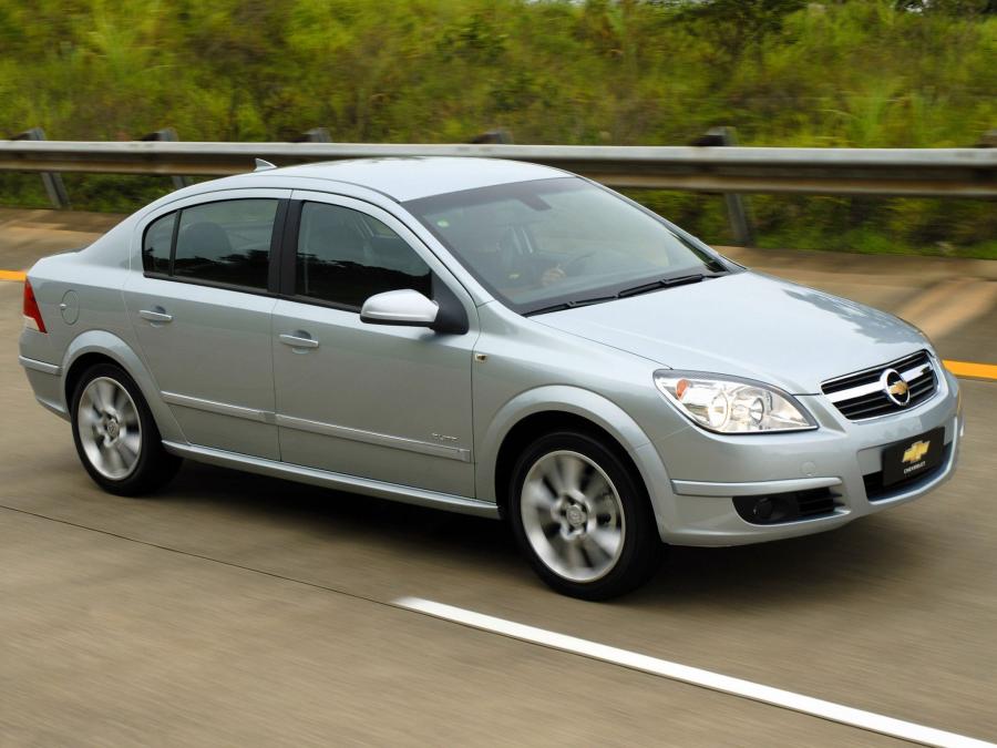 Chevrolet Vectra 2005 года  (фото 2 из 16)